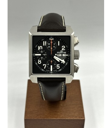 FORTIS SQUARE 667.10.41